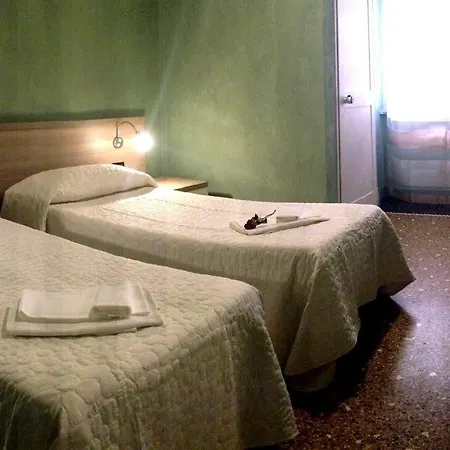 Hotel Lux